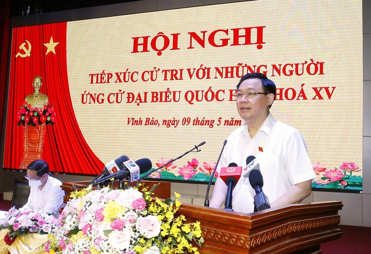 Chủ tịch Quốc hội Vương Đình Huệ tiếp xúc cử tri, vận động bầu cử tại TP. Hải Phòng